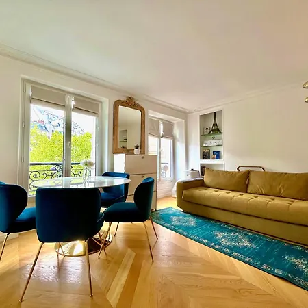 Studio Pres Des Champs-Elysees Paris Exterior photo